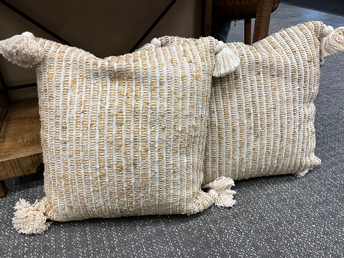 20" Square Cotton Woven Case
