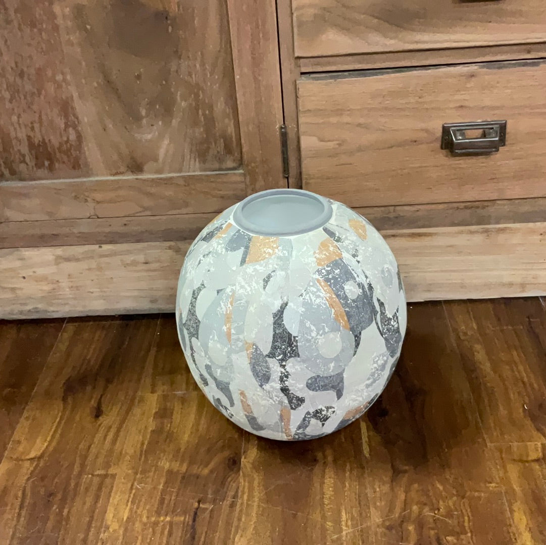 Distressed Vase (10131SB151)