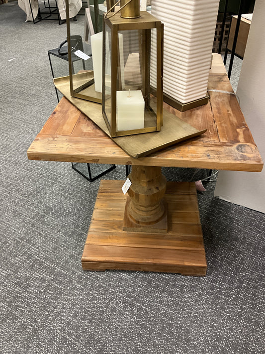 Stratford End Table