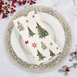 Christmas Tree Napkin with Cardinals