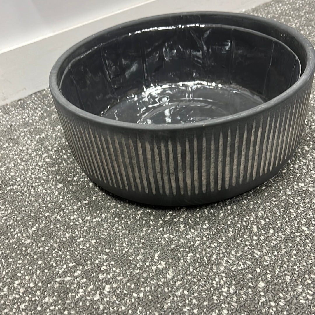 Black 4.5x12 Container