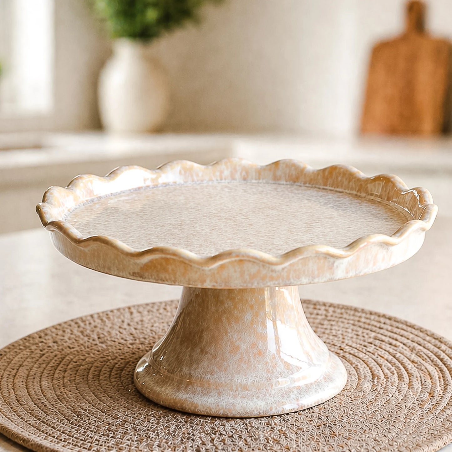 10.6 Scallop Edge Cake Riser