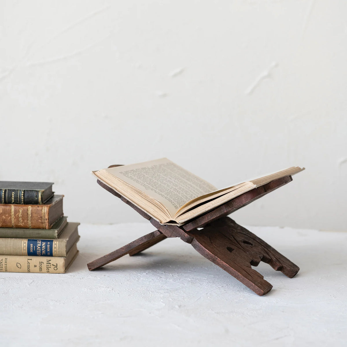 11.5x7x6 Decorative Reclaimed Book Holder