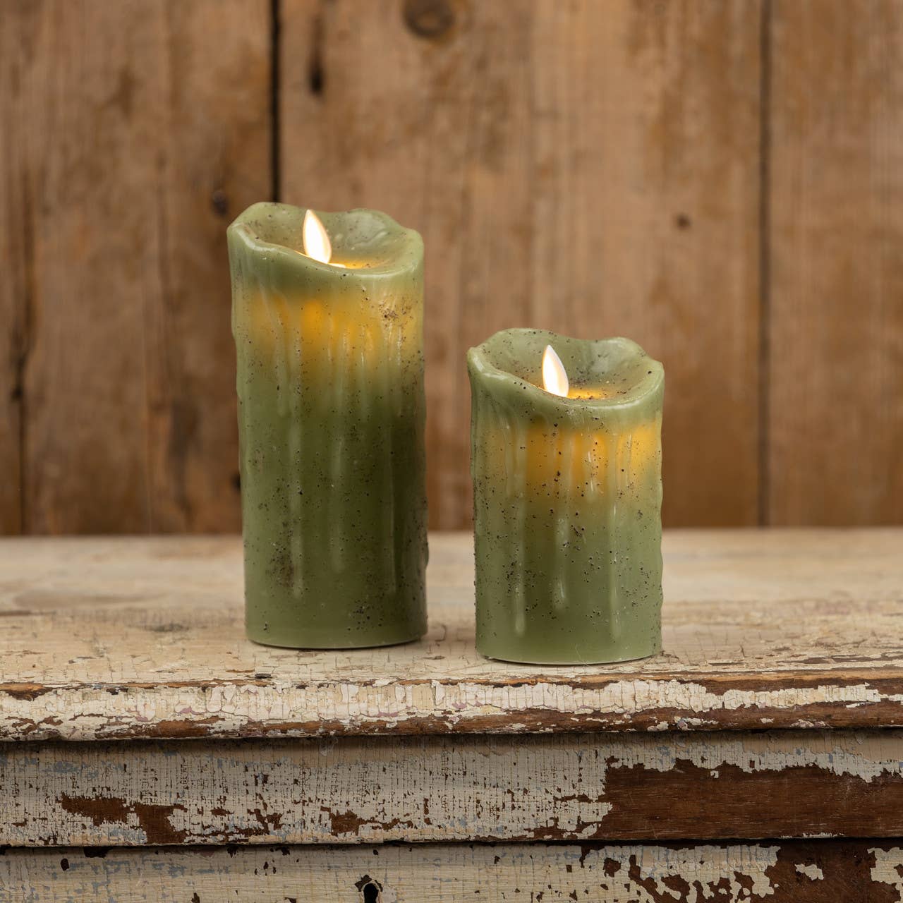 7" MOVING FLAME GREEN PILLAR CANDLE