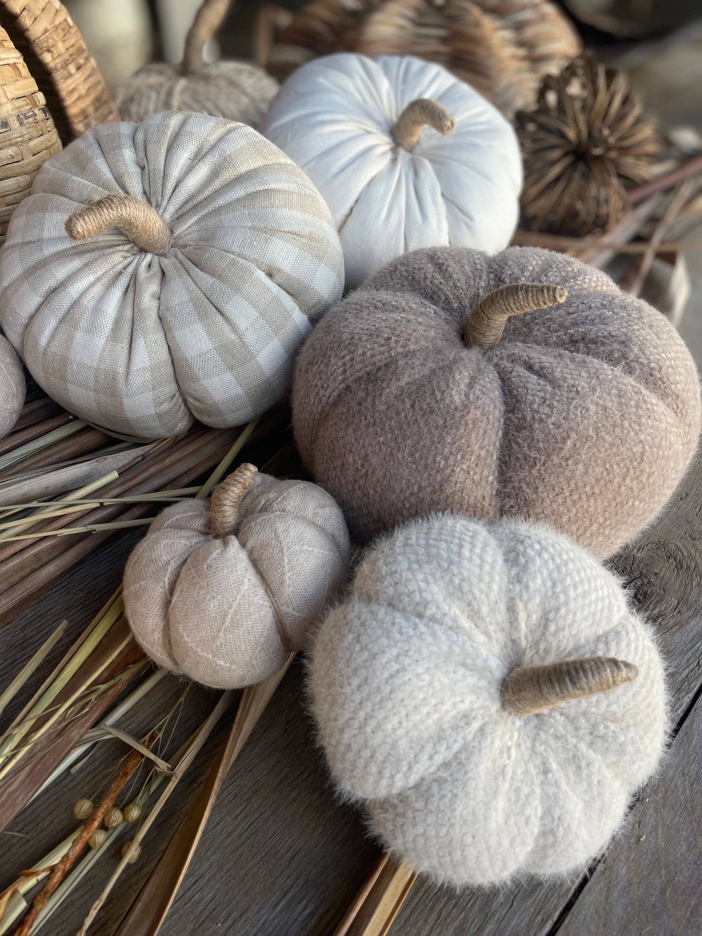CF-3138 - Sm. Tan Diamond Fabric Pumpkin