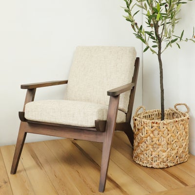 35 X 33 NEUTRAL CHAIR W/ REMOVABLE CUSHION