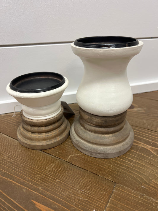 Set of 2 White Candle Holders