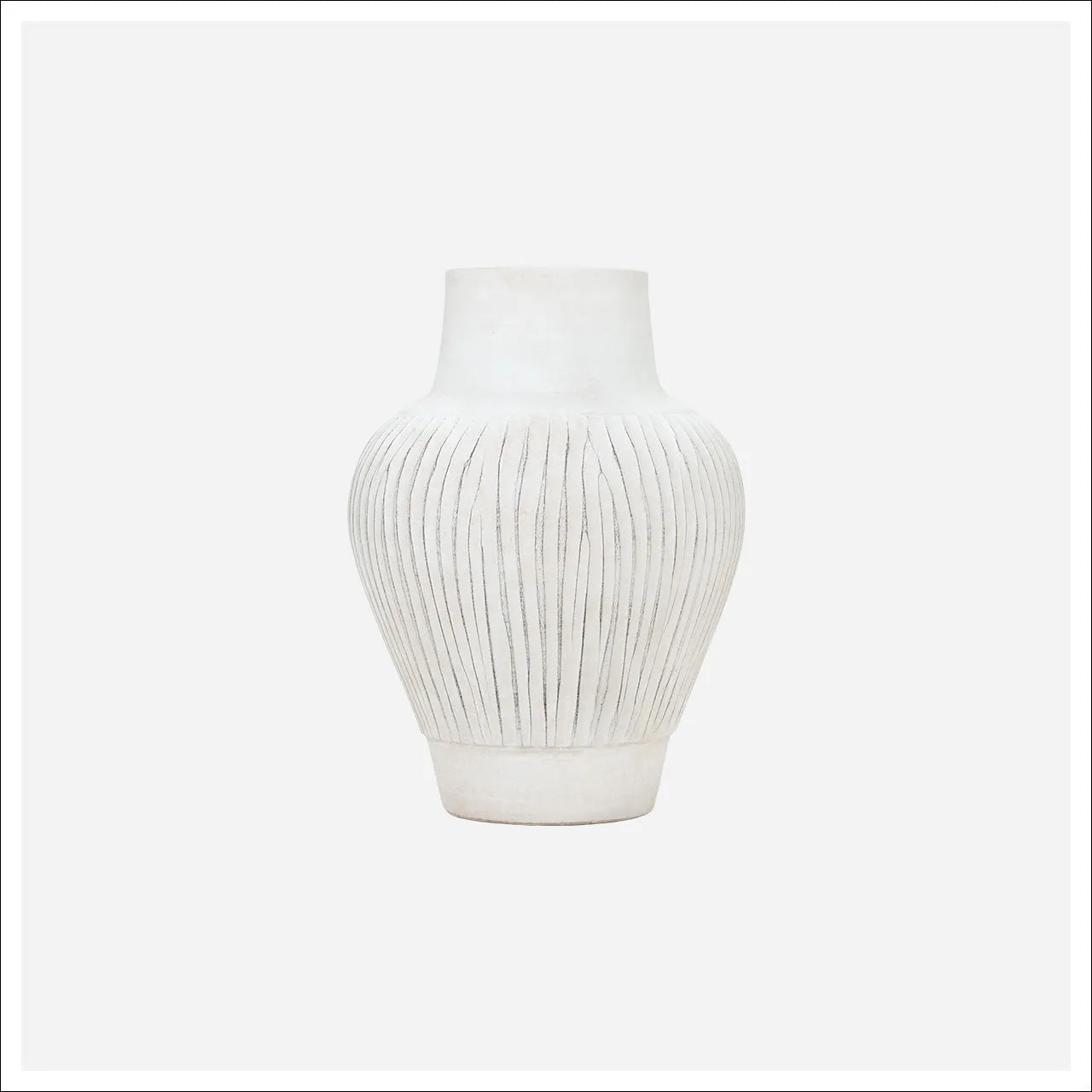 Garven Short Vase
