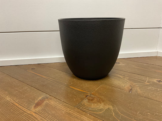 8.5" Black Planter