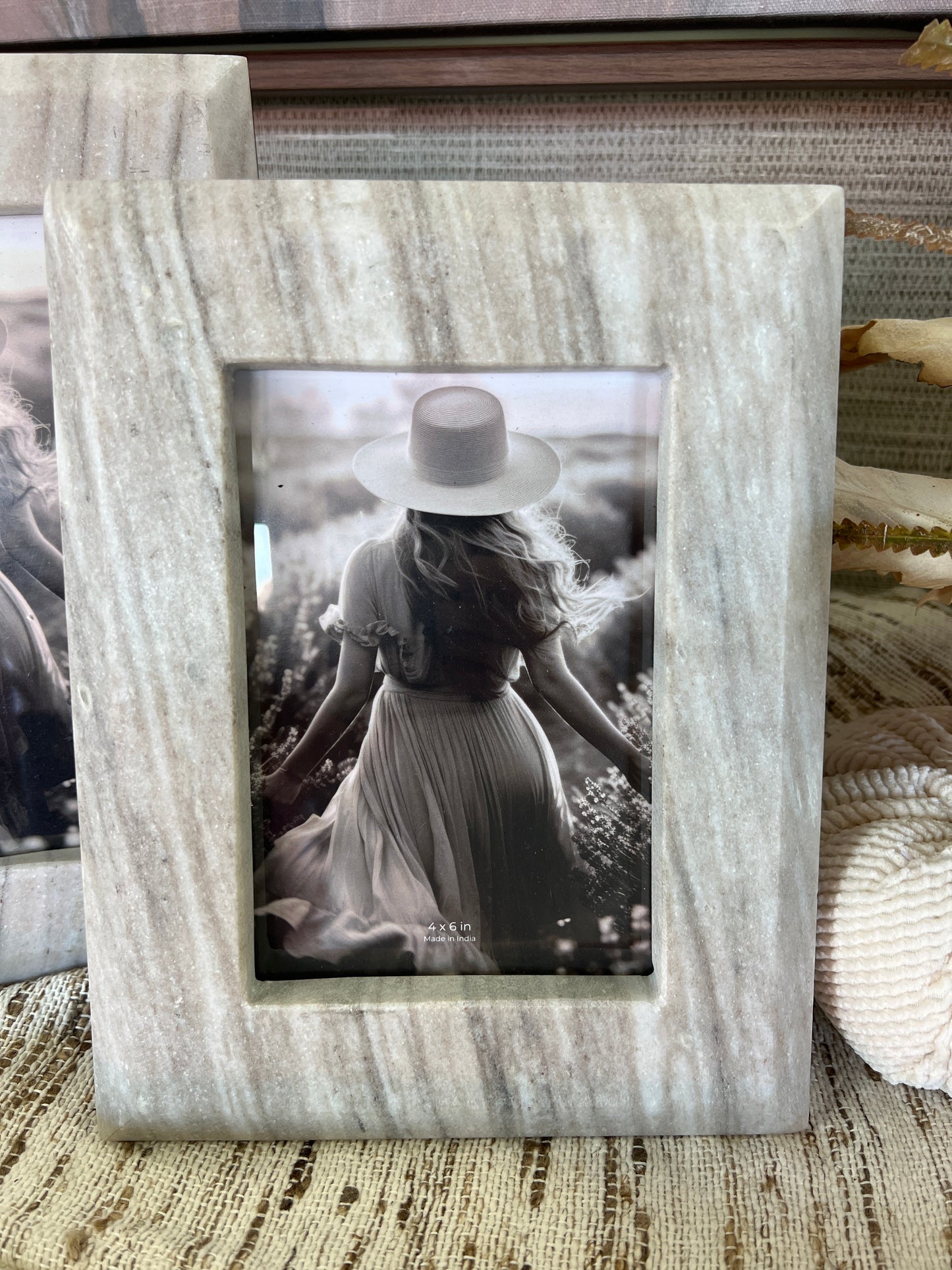 Curved Marble Photo Frame
