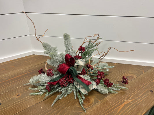 Ribbons with berries Laying Arrangement