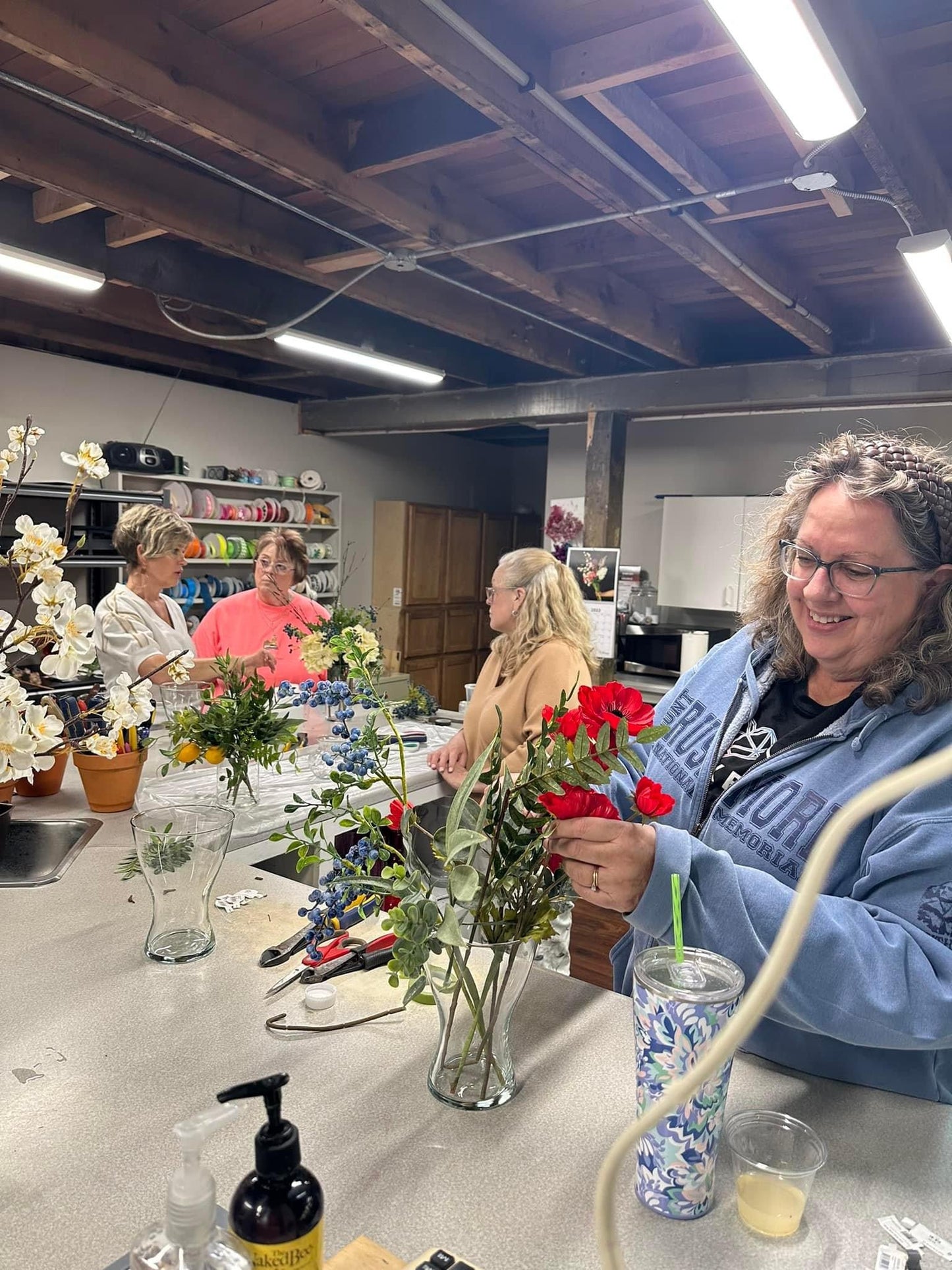 Acrylic Water Floral Class- May 7 6:30