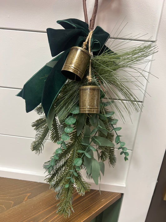 Floral Drop with Bow/Bell