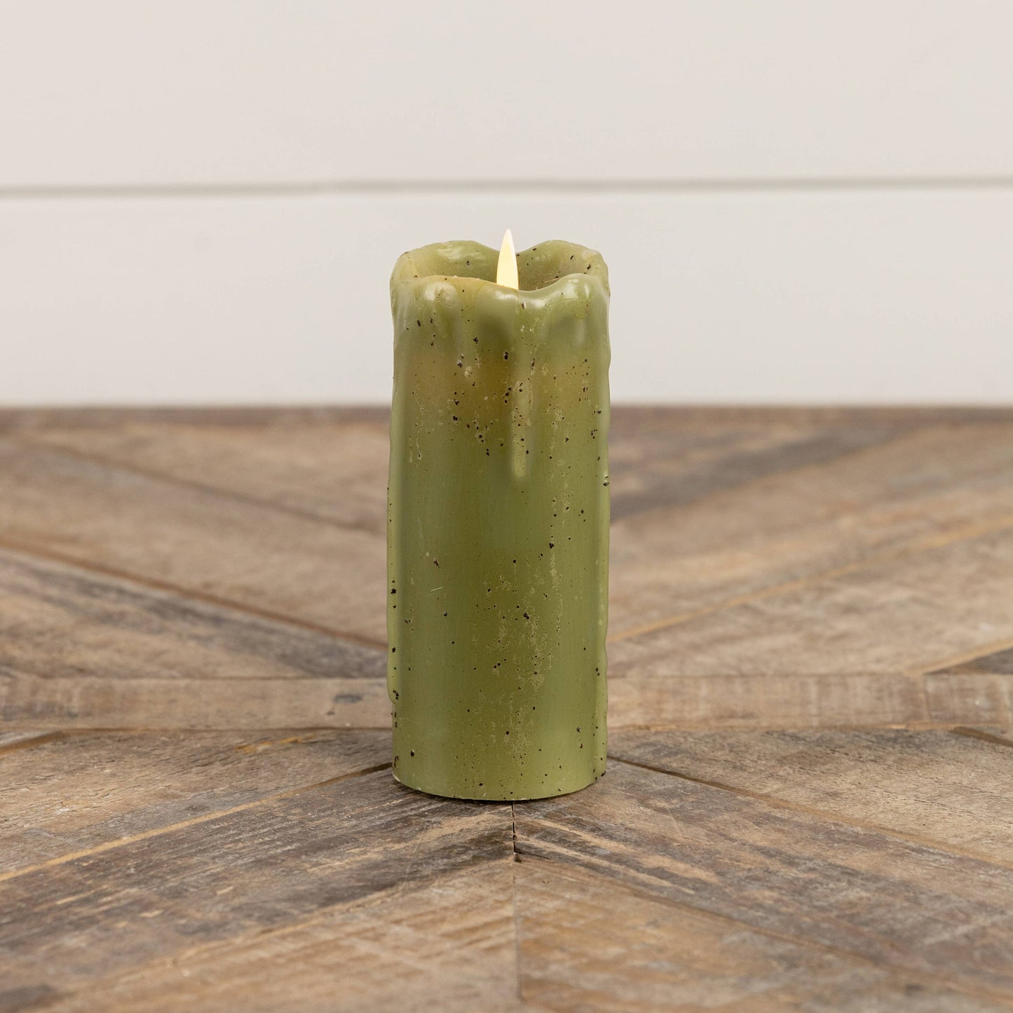 2X5" MOVING FLAME GREEN PILLAR CANDLE