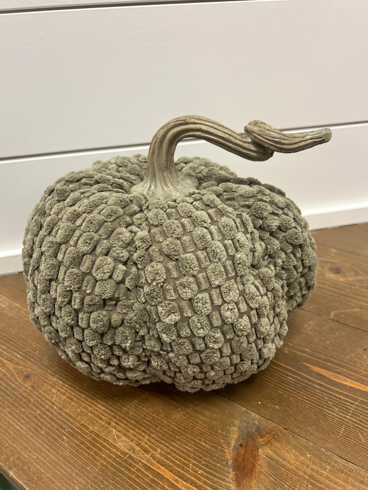 8”Hx9.5”D Pumpkin GR