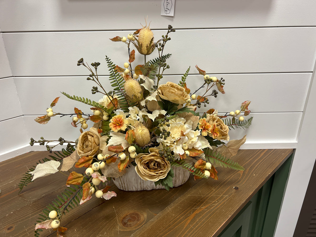 Thistle/Dahlia/Hydrangea Arrangement