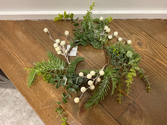 Eucalyptus Pine/Berry Candle Ring