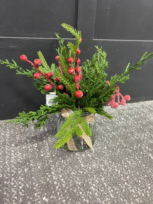 10" Berry/Cone/Pine in Glass Vase