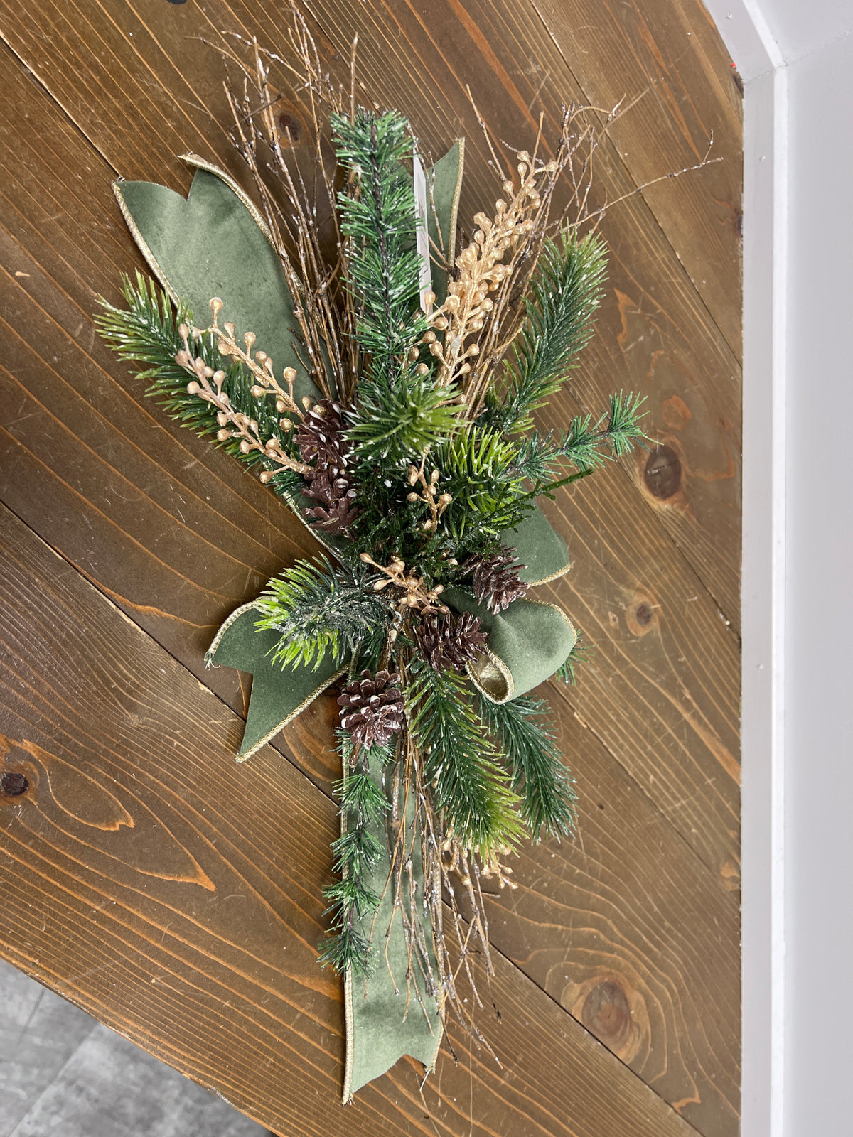 Gold Berry on Ribbon Arrangement
