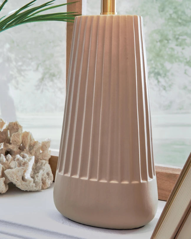Ceramic Cream Table Lamp