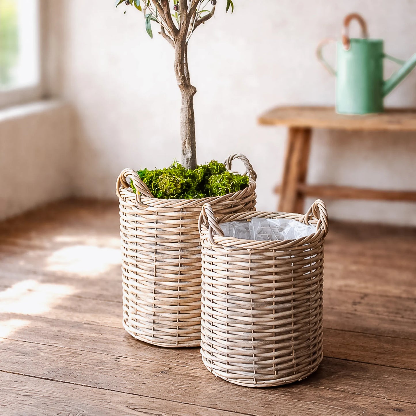 Poly Rattan Tall Basket
