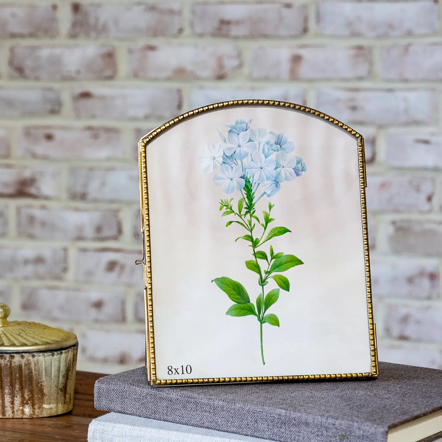 8x10 Brass Antique Standing Frame