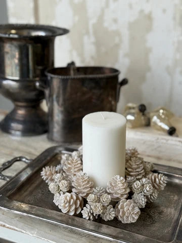 4" Glittering Ivory Cone Candle Ring