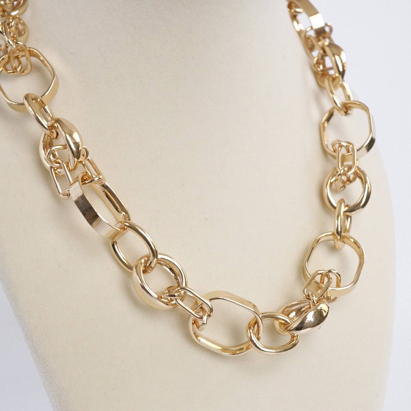 Chunky Chain Necklace Statement Golden Links
