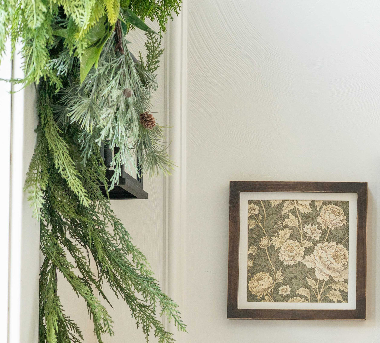 11014 - 10x10 wood frame Wall Art sign (FLORAL) Home Decor