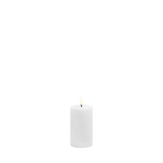 Uyuni White Grooved Candle